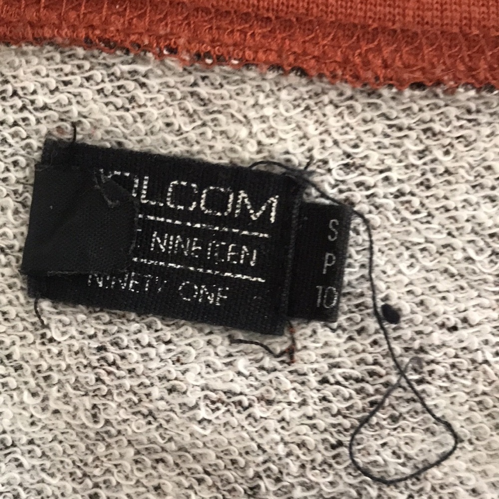 Volcom sweater - Picture 6 of 7